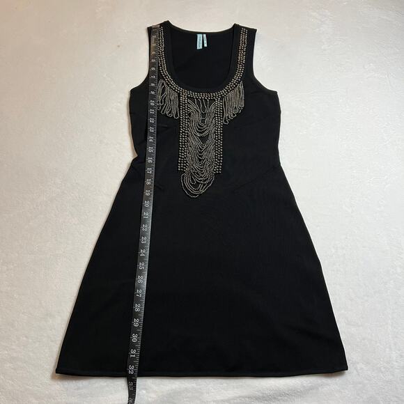 Guess by Marciano Sleeveless Scoop Neck Beaded Cocktail Dress Size X-Small Y2K - Picture 8 of 8